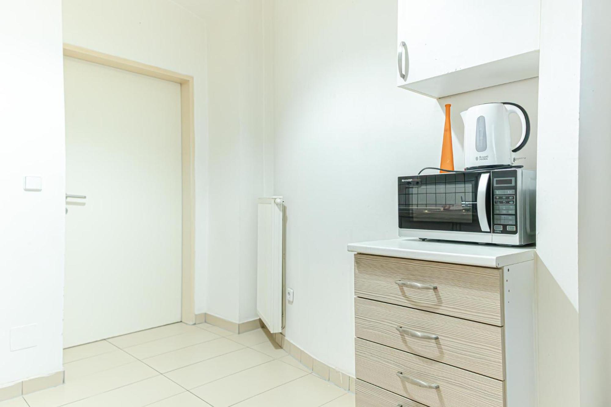 Amazing 2Br City Stay, Wiener Stadthalle Buitenkant foto