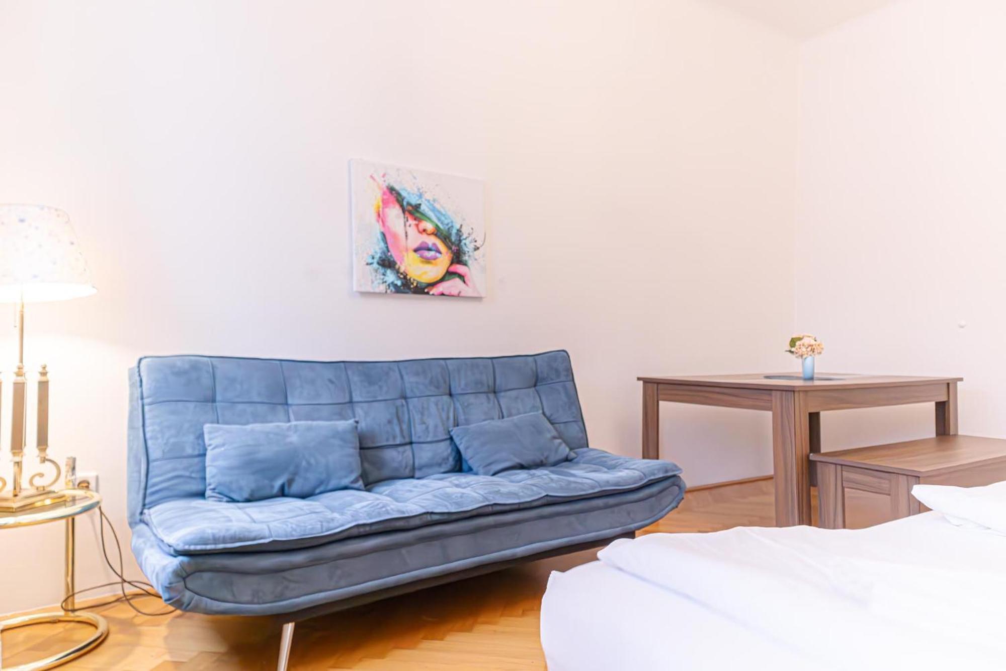 Amazing 2Br City Stay, Wiener Stadthalle Buitenkant foto